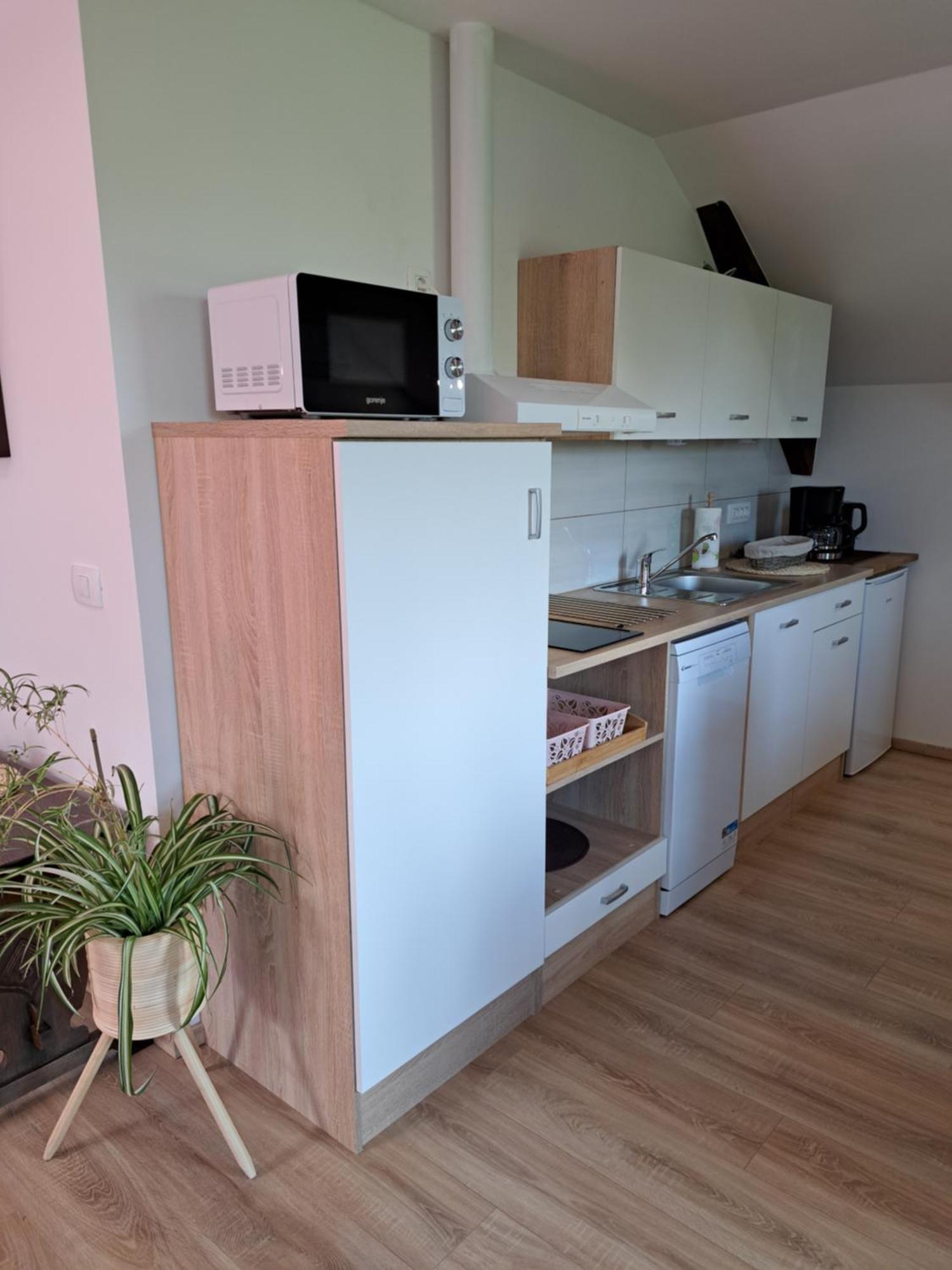 Apartament Apartmaji Magda Zgornje Gorje Zewnętrze zdjęcie